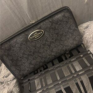 Coach Black Signature Zip Wallet with Silver Oval Plaque